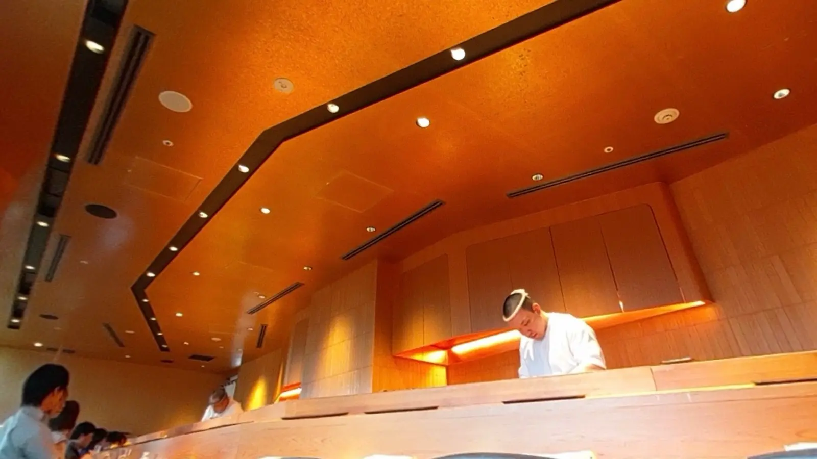 yokohama sushi tokyo ten