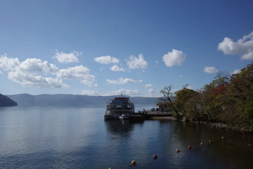 lake towada