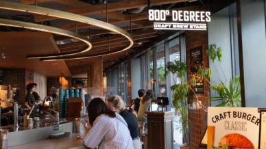 800 Degrees Craft Brew Stand Exterior Yokohama 388x218